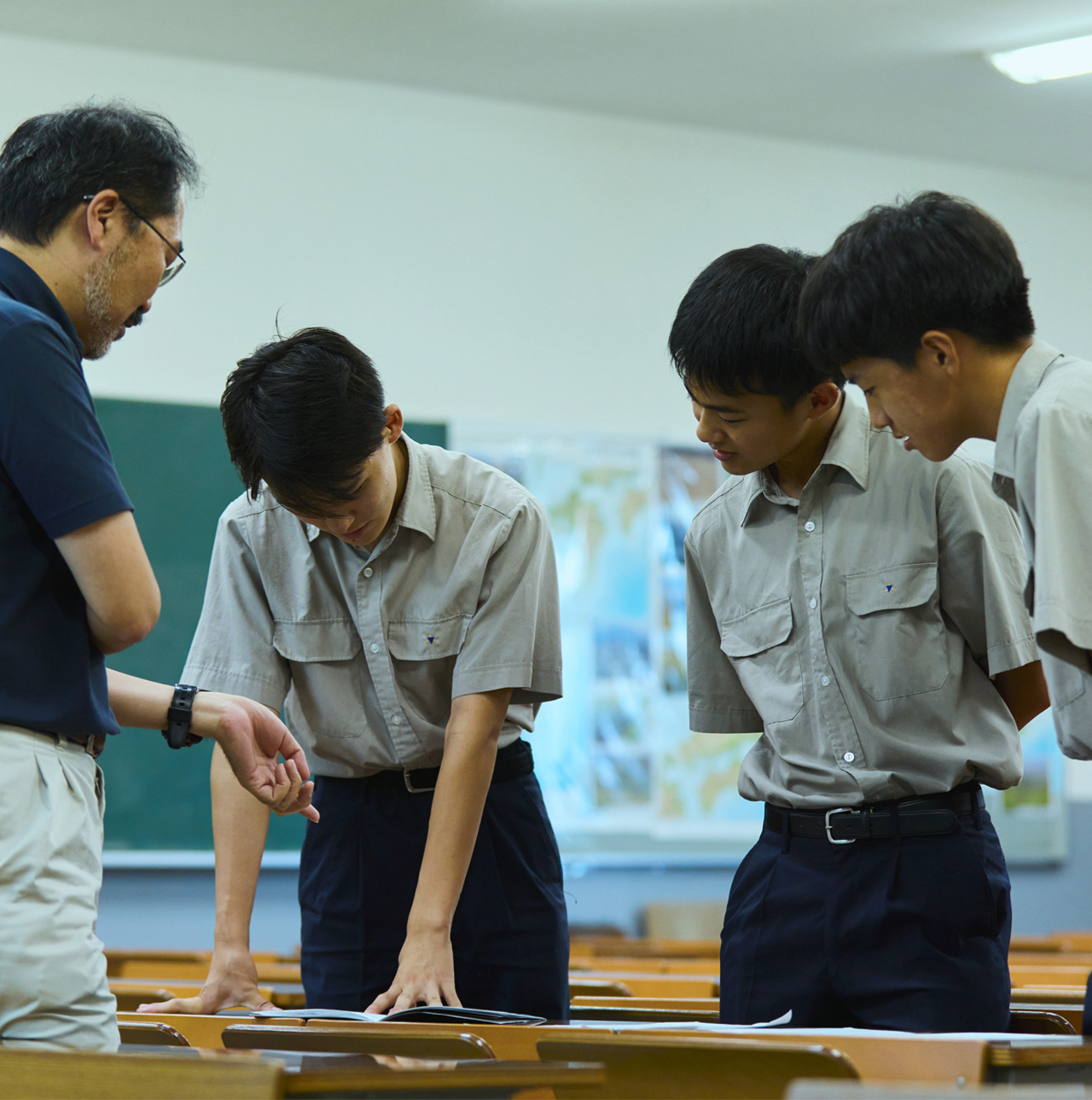 洛星中学校・高等学校制服上下　170A   W76 学校法人ヴィアトール学園 洛星中学校 洛星高等学校 | 中高一貫教育で